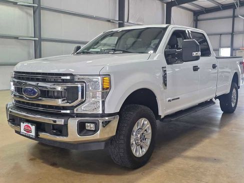 Used 2022 Ford F250 XLT image 1