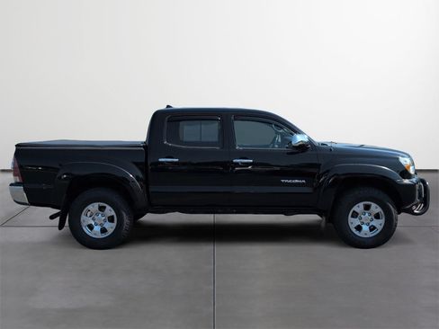 Used 2012 Toyota Tacoma PreRunner w/ SR5 Pkg RWD image 6