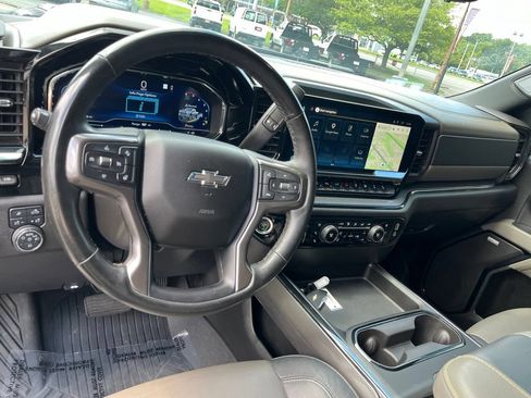 Used 2024 Chevrolet Silverado 2500 ZR2 w/ ZR2 Bison Edition AWD/4WD image 15
