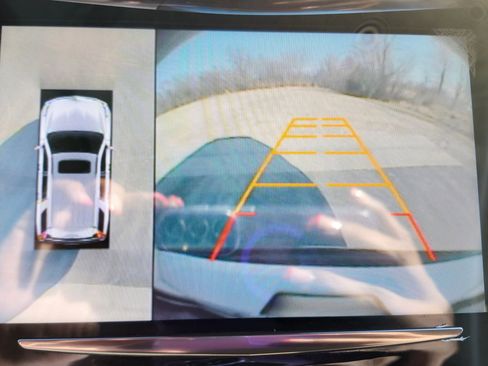 Used 2015 Cadillac Escalade Premium image 43