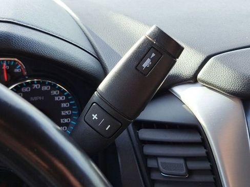 Used 2018 GMC Yukon XL SLE w/ Convenience Package image 23