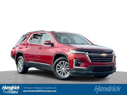 Used 2023 Chevrolet Traverse LT w/ Rear Camera Mirror Package