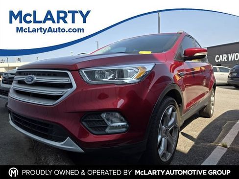 Used 2019 Ford Escape Titanium FWD image 1