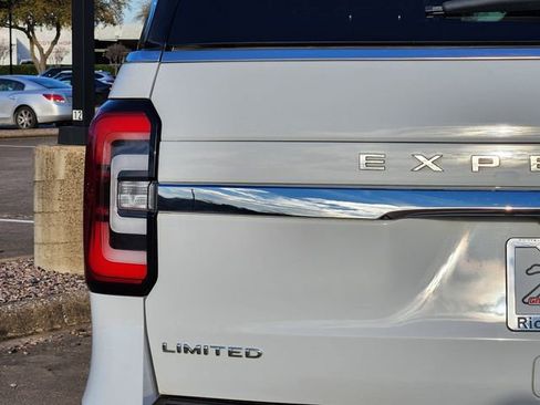 Used 2023 Ford Expedition Limited image 15