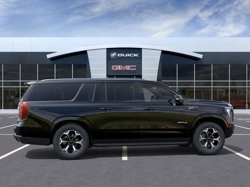 New 2026 GMC Yukon XL AT4 AWD/4WD image 5