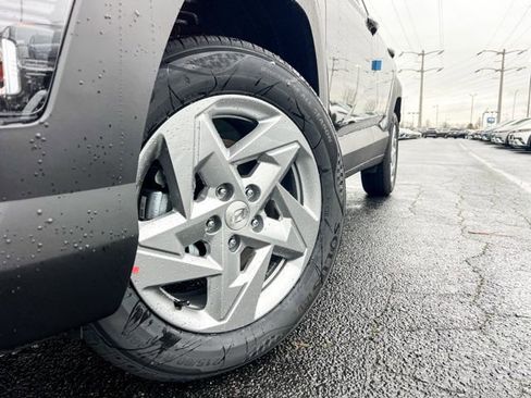 New 2026 Hyundai Kona SE AWD/4WD image 2