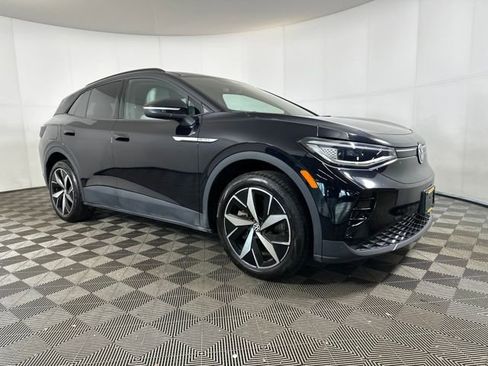 Used 2024 Volkswagen ID.4 Pro S image 2