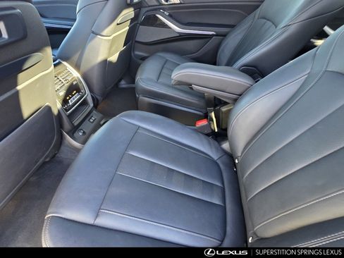 Used 2021 BMW X7 M50i image 27