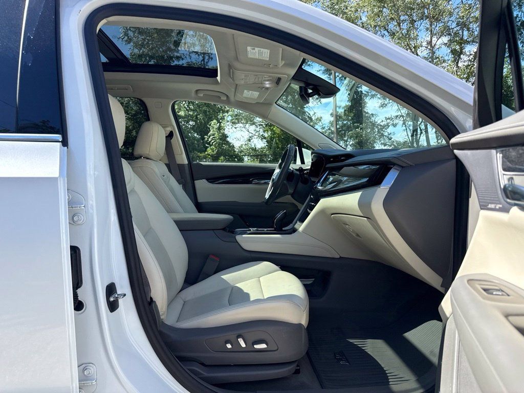 Used 2021 Cadillac XT6 Premium Luxury AWD/4WD image 20