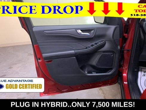 Certified 2026 Ford Escape SE FWD image 23