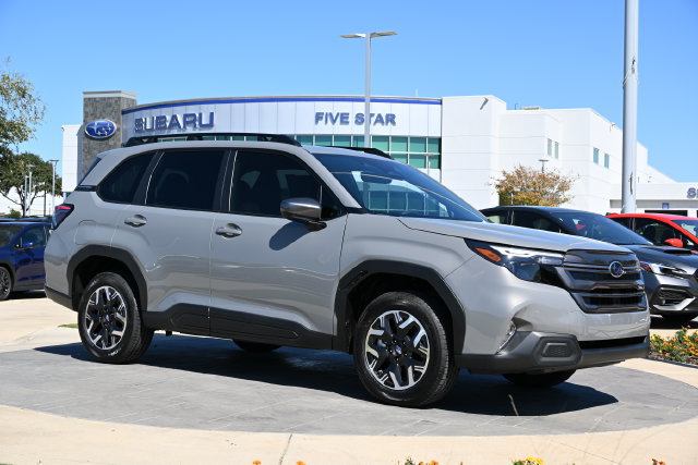New 2026 Subaru Forester Premium AWD/4WD image 1