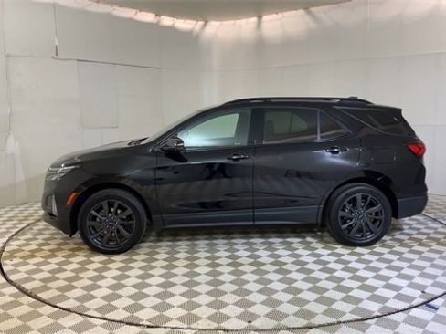 Used 2023 Chevrolet Equinox RS w/ RS Leather Package image 5