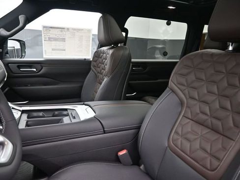 New 2026 Nissan Armada Platinum Reserve image 33