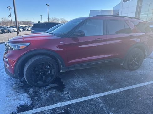 Used 2023 Ford Explorer ST-Line w/ Class IV Trailer Tow Package image 1