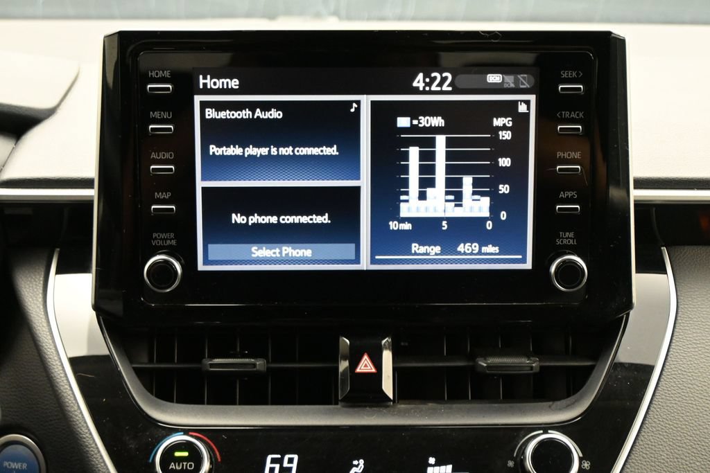 Used 2020 Toyota Corolla LE FWD image 19