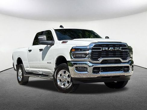 Certified 2026 RAM 2500 Big Horn AWD/4WD image 2