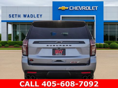 Used 2024 Chevrolet Suburban RST w/ Sport Performance Package AWD/4WD image 6