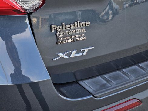 Used 2022 Ford Explorer XLT w/ Class IV Trailer Tow Package image 7