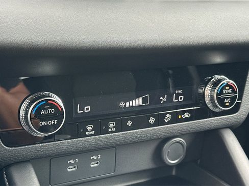 New 2025 Mitsubishi Outlander ES image 21