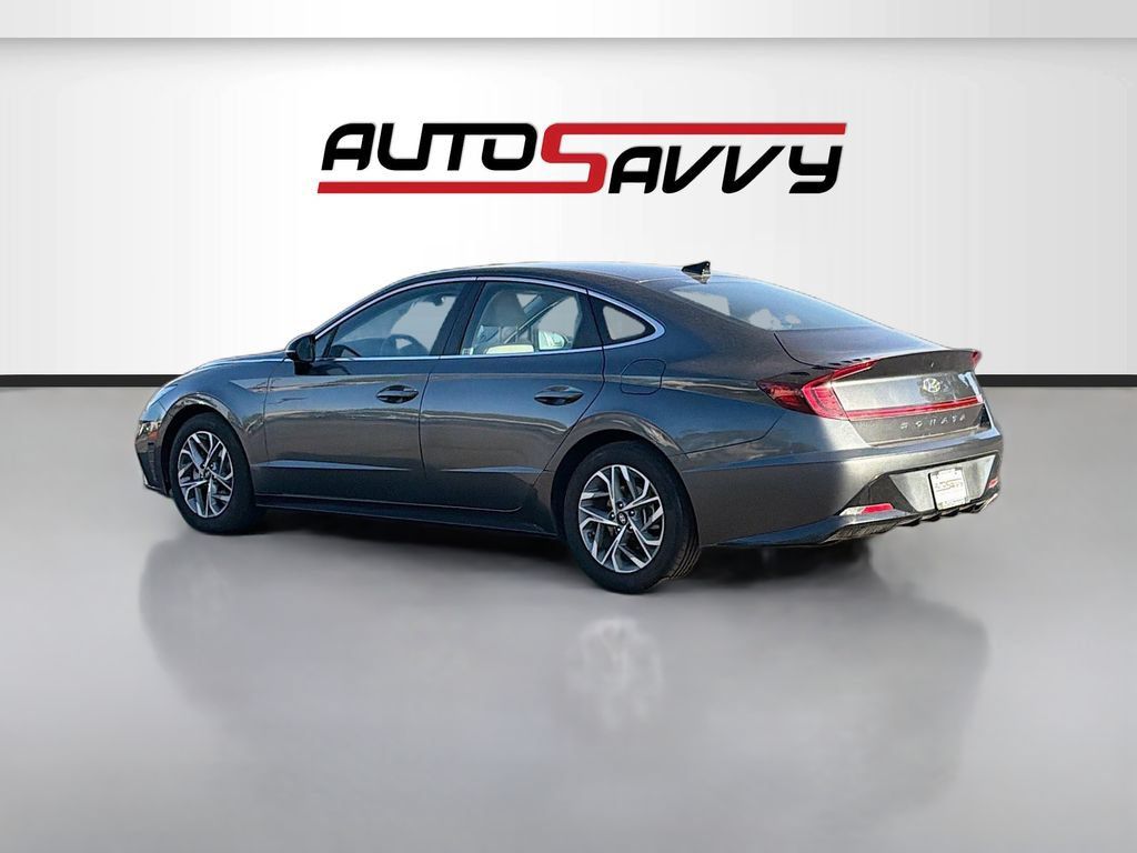 Used 2023 Hyundai Sonata SEL FWD image 5