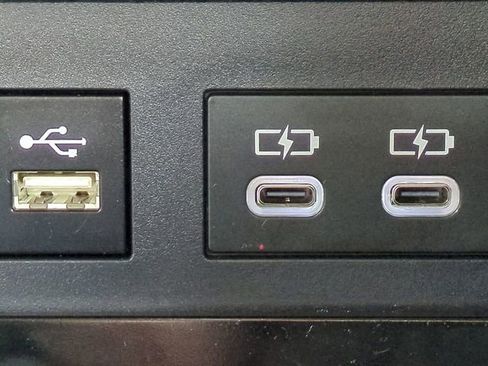 Used 2025 Toyota Camry SE w/ Multimedia Upgrade Package image 21