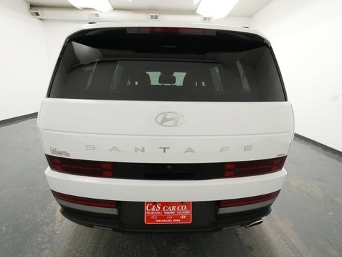 Used 2025 Hyundai Santa Fe Limited AWD/4WD image 8