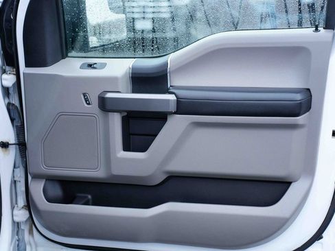 Used 2020 Ford F150 XLT w/ Trailer Tow Package image 13