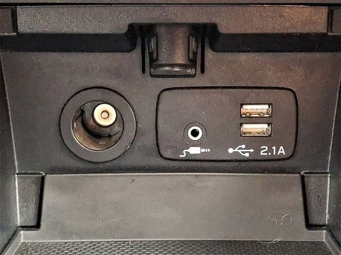 Used 2019 Subaru Outback 3.6R Touring image 28