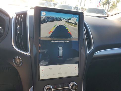 Certified 2024 Ford Edge Titanium w/ Equipment Group 301A image 30