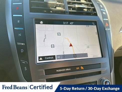 Used 2017 Lincoln MKZ Reserve w/ Climate Package image 19