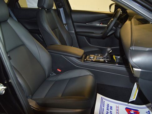 New 2025 MAZDA CX-30 AWD 2.5 S w/ Select Sport Pkg image 11