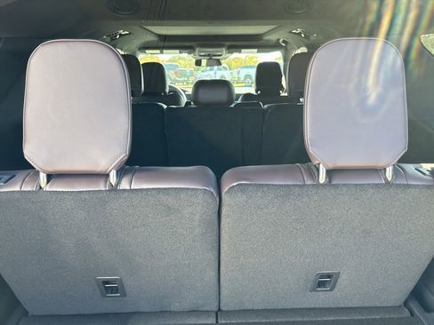 New 2026 Ford Explorer Platinum image 10