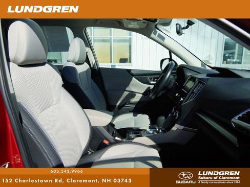 Used 2020 Subaru Forester Premium image 9