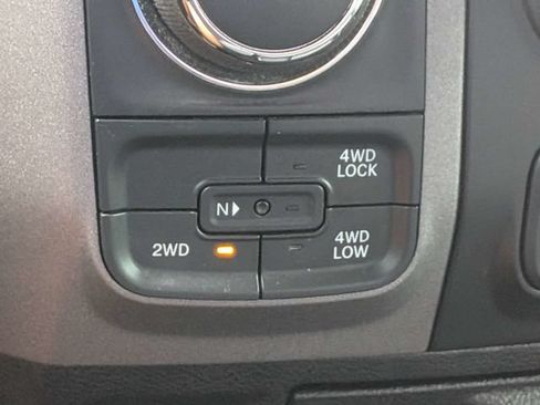 Used 2019 RAM 1500 Express w/ Express Value Package AWD/4WD image 21