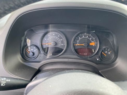 Used 2016 Jeep Patriot High Altitude image 9