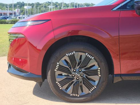 Certified 2025 Nissan Murano Platinum w/ Cargo Package AWD/4WD image 13