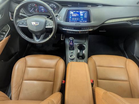 Used 2022 Cadillac XT4 Sport w/ Comfort Package image 23