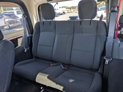 Used 2019 Jeep Wrangler Sport image 12