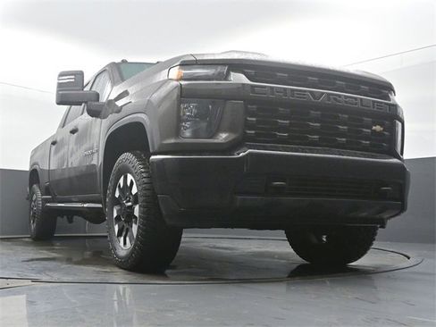 Used 2020 Chevrolet Silverado 2500 Custom w/ Custom Value Package image 53
