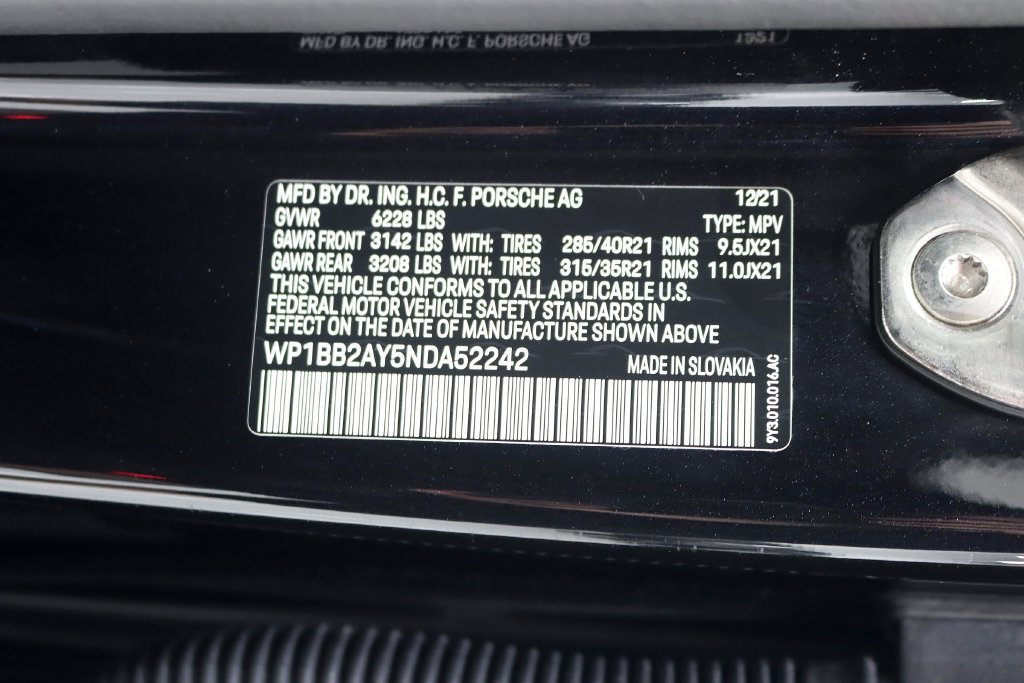 Used 2022 Porsche Cayenne S AWD/4WD image 43