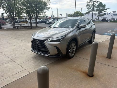 Used 2025 Lexus NX 350 AWD w/ Accessory Package (Z2) image 1