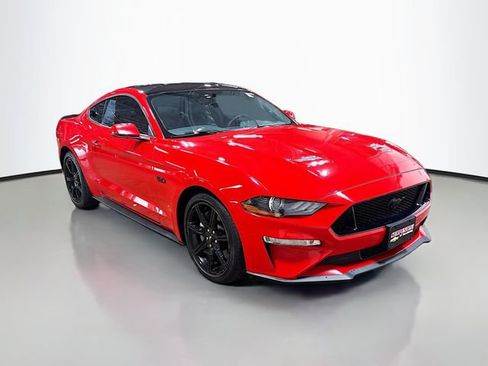 Used 2019 Ford Mustang GT Premium w/ Black Accent Package RWD image 3