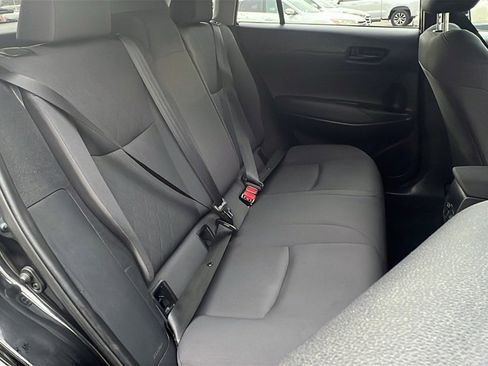 Used 2023 Toyota Corolla Cross LE image 18