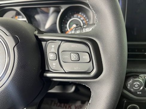Used 2026 Jeep Wrangler Unlimited Sport AWD/4WD image 22