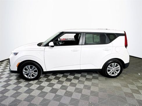 Used 2020 Kia Soul LX image 4