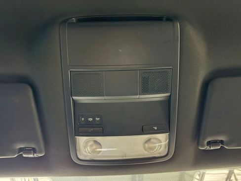 Used 2013 Volkswagen Beetle 2.5 image 29