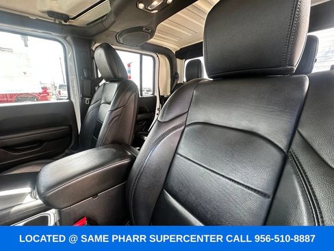 Used 2023 Jeep Gladiator Sport AWD/4WD image 22