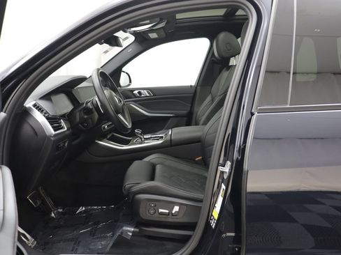 Used 2023 BMW X5 xDrive40i w/ M Sport Package AWD/4WD image 5
