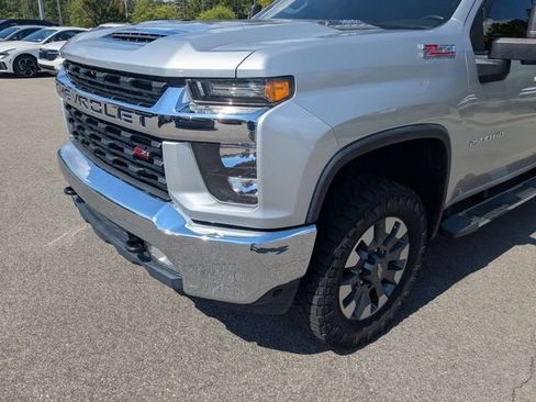 Used 2021 Chevrolet Silverado 2500 LT w/ Convenience Package AWD/4WD image 13