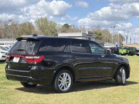 Used 2024 Dodge Durango GT image 9